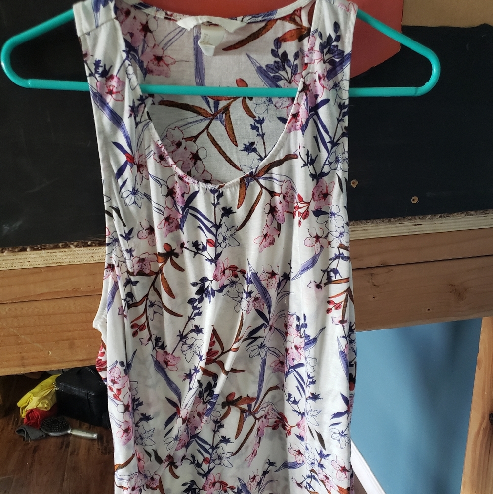 Floral tank top